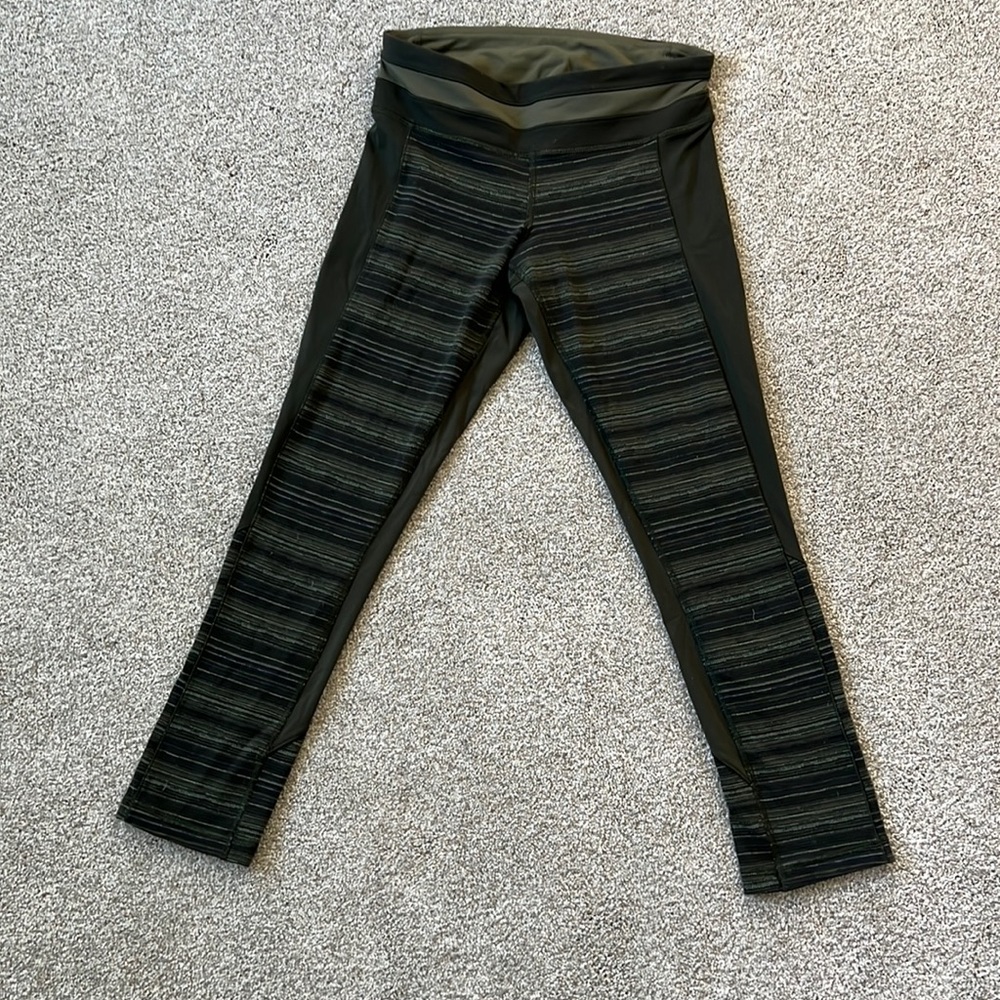 Lululemon cropped leggings